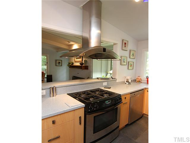5407 Springfield Drive Raleigh, NC 27609 - Photo 9 of 24 Photo 9