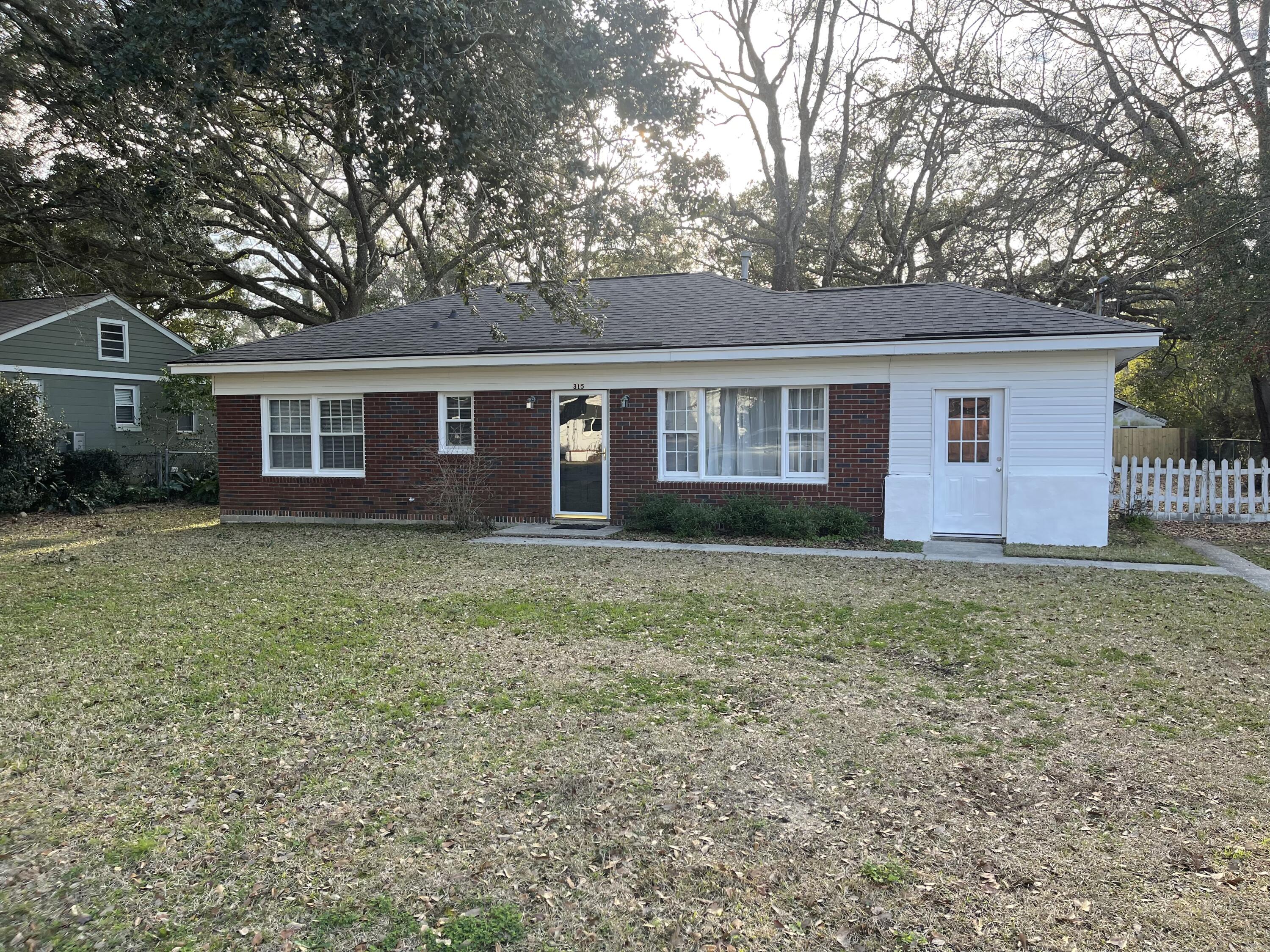 315 Cassina Road Charleston, SC 29407 - Photo 1 of 18 IMG_1342