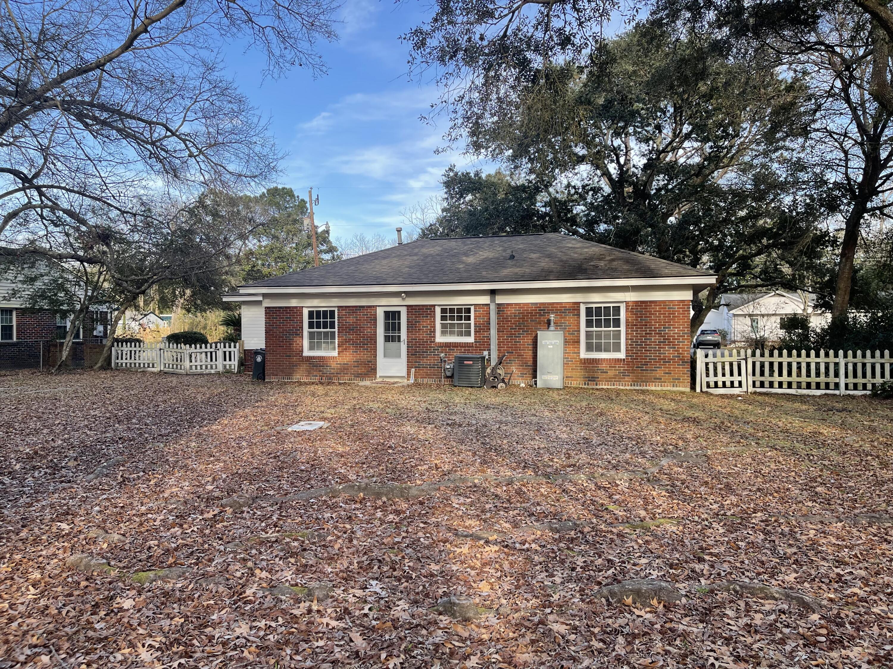 315 Cassina Road Charleston, SC 29407 - Photo 2 of 18 IMG_1339