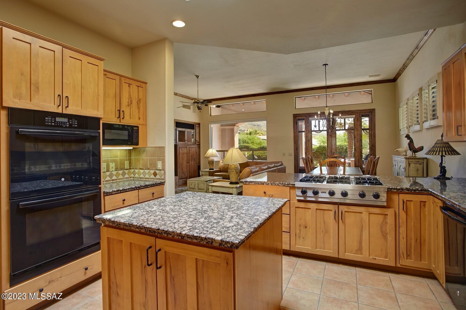 5346 North Ridge Spring Place Tucson, AZ 85749 - Photo 14 of 42 Gallery Image 14