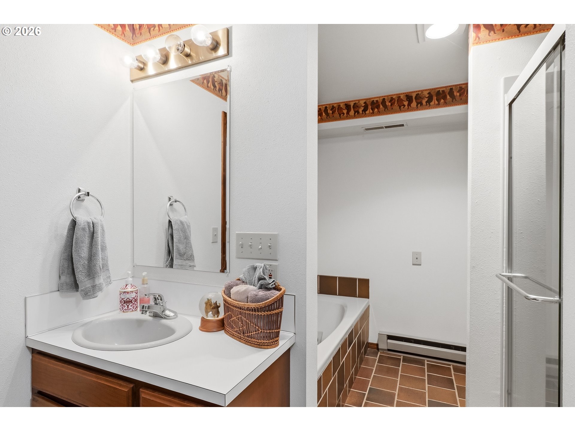 18280 South Old Clarke Road Mulino, OR 97042 - Photo 25 of 32 a bathroom with a sink and a mirror