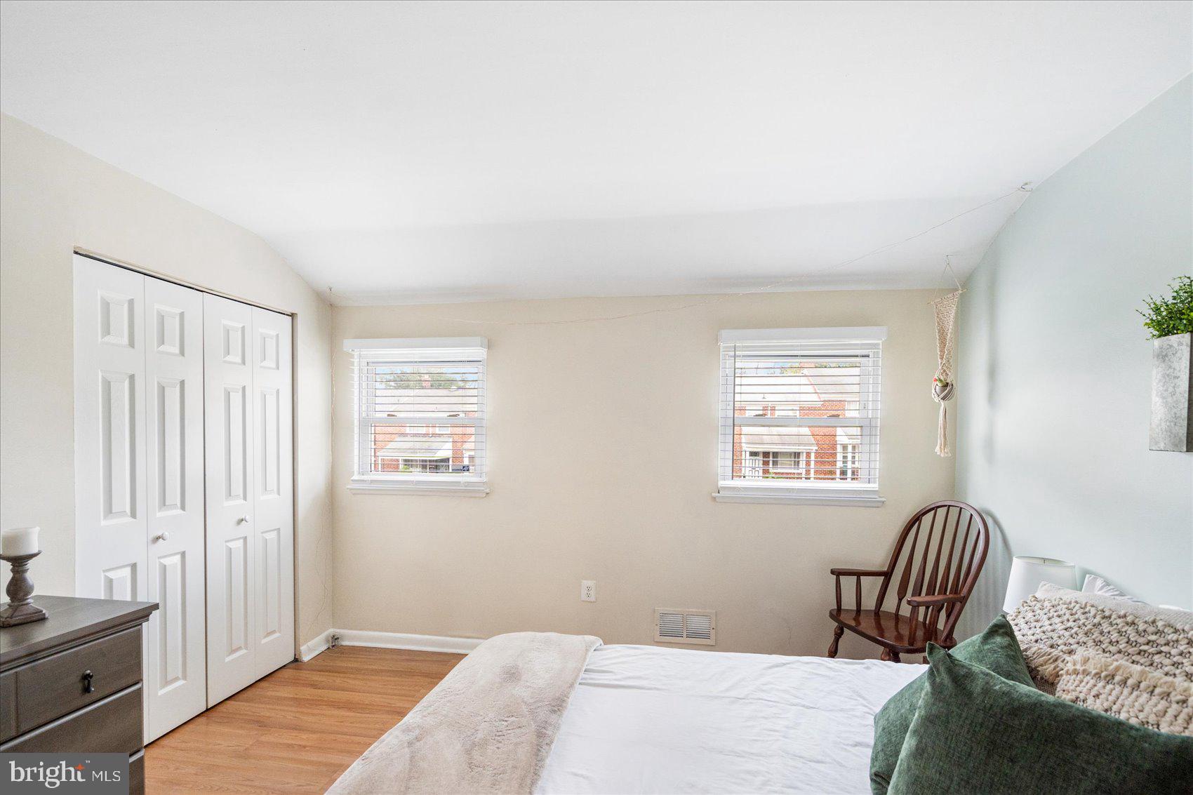 625 Queensgate Road Baltimore, MD 21229 - Photo 20 of 39 Primary Bedroom