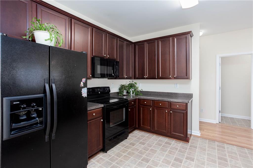 206 Oconee Way Canton, GA 30114 - Photo 6 of 37