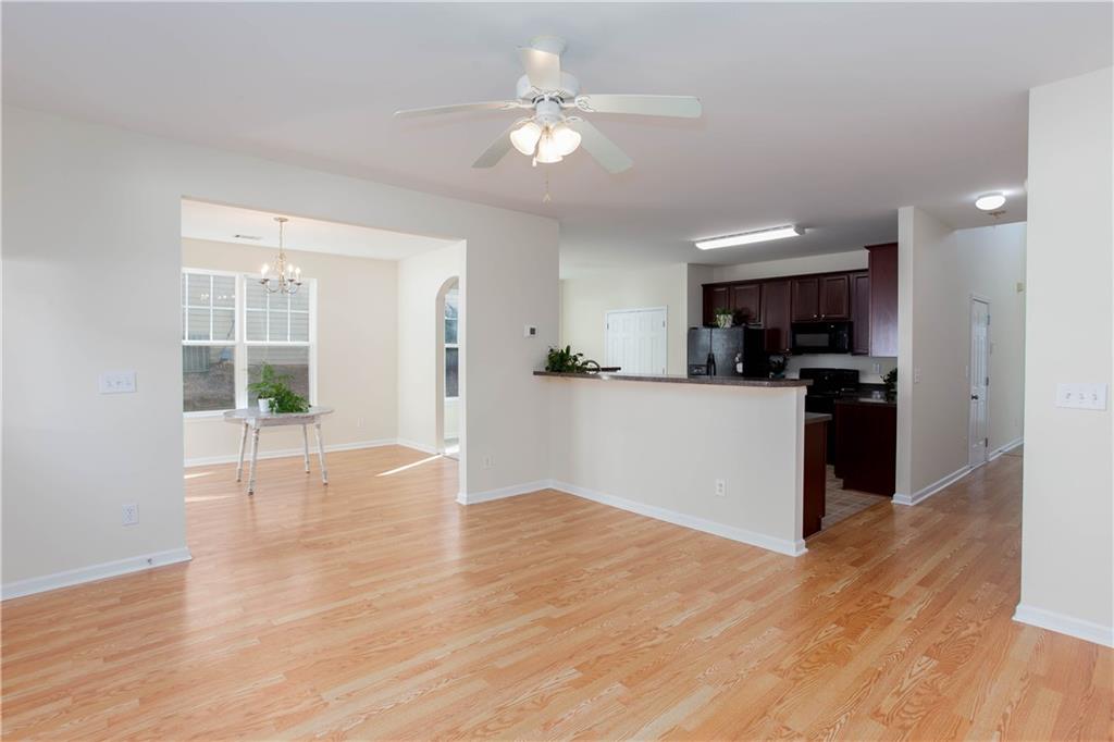 206 Oconee Way Canton, GA 30114 - Photo 10 of 37