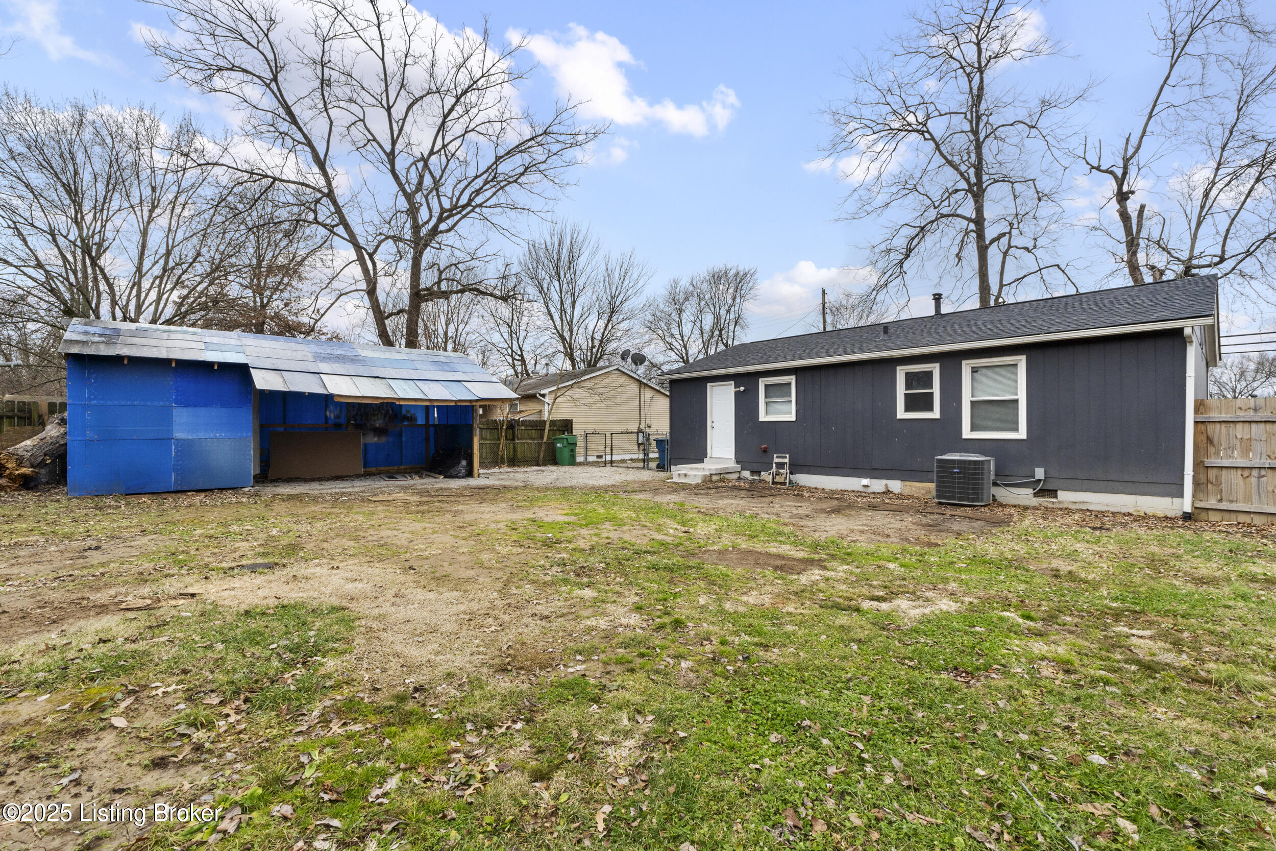 9213 New Maple Road Louisville, KY 40229 - Photo 8 of 25 New maple