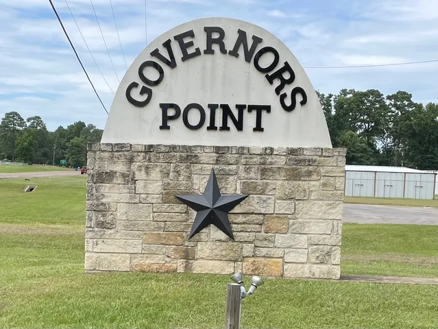 $370,000 | 450 Gov Hogg Drive, Point Blank, TX 77364