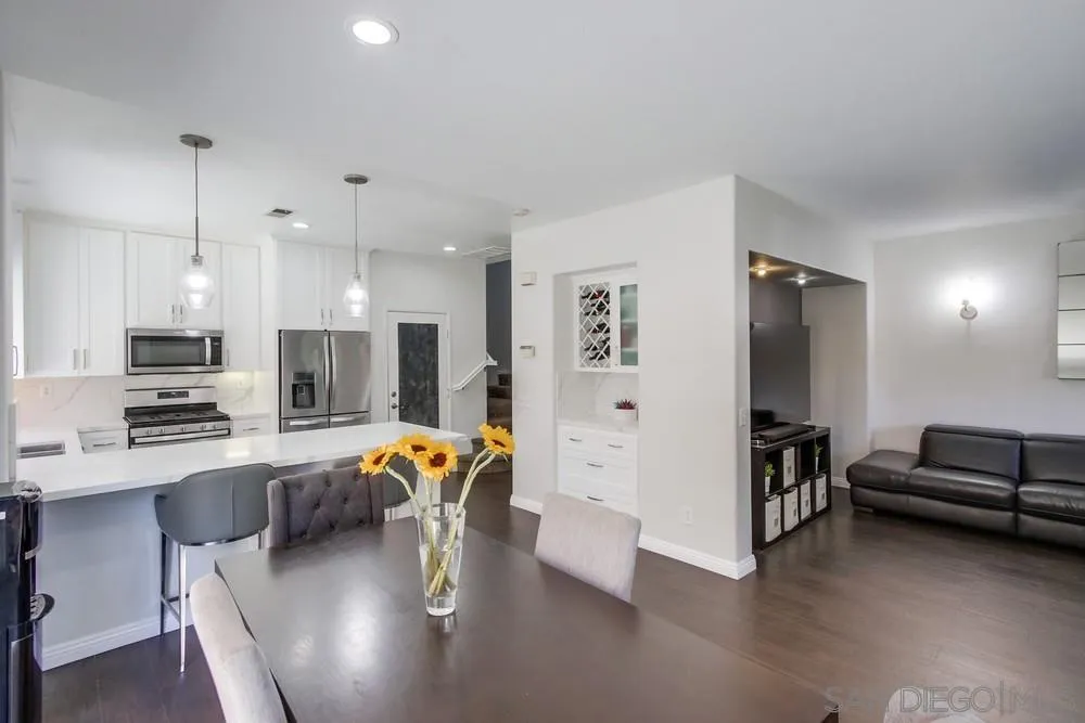 1564 Gold Run Road Chula Vista, CA 91913 - Photo 8 of 32 Gallery Image 8