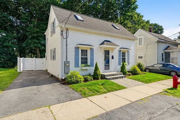 $1,099,000 | 46 Clark Street, Winchester, MA 01890