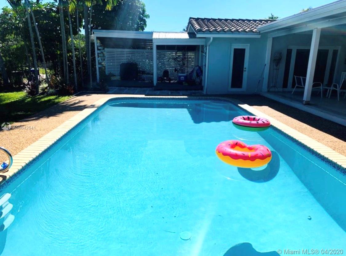 1925 North 38th Avenue Hollywood, FL 33021 - Photo 25 of 27