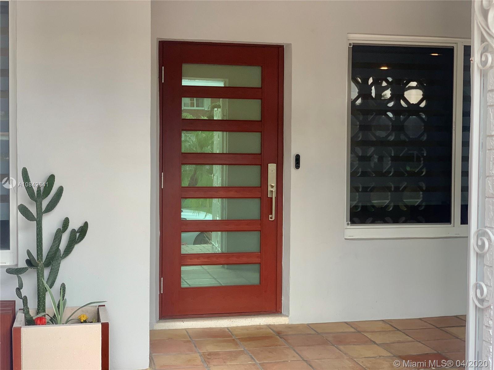 1925 North 38th Avenue Hollywood, FL 33021 - Photo 5 of 27