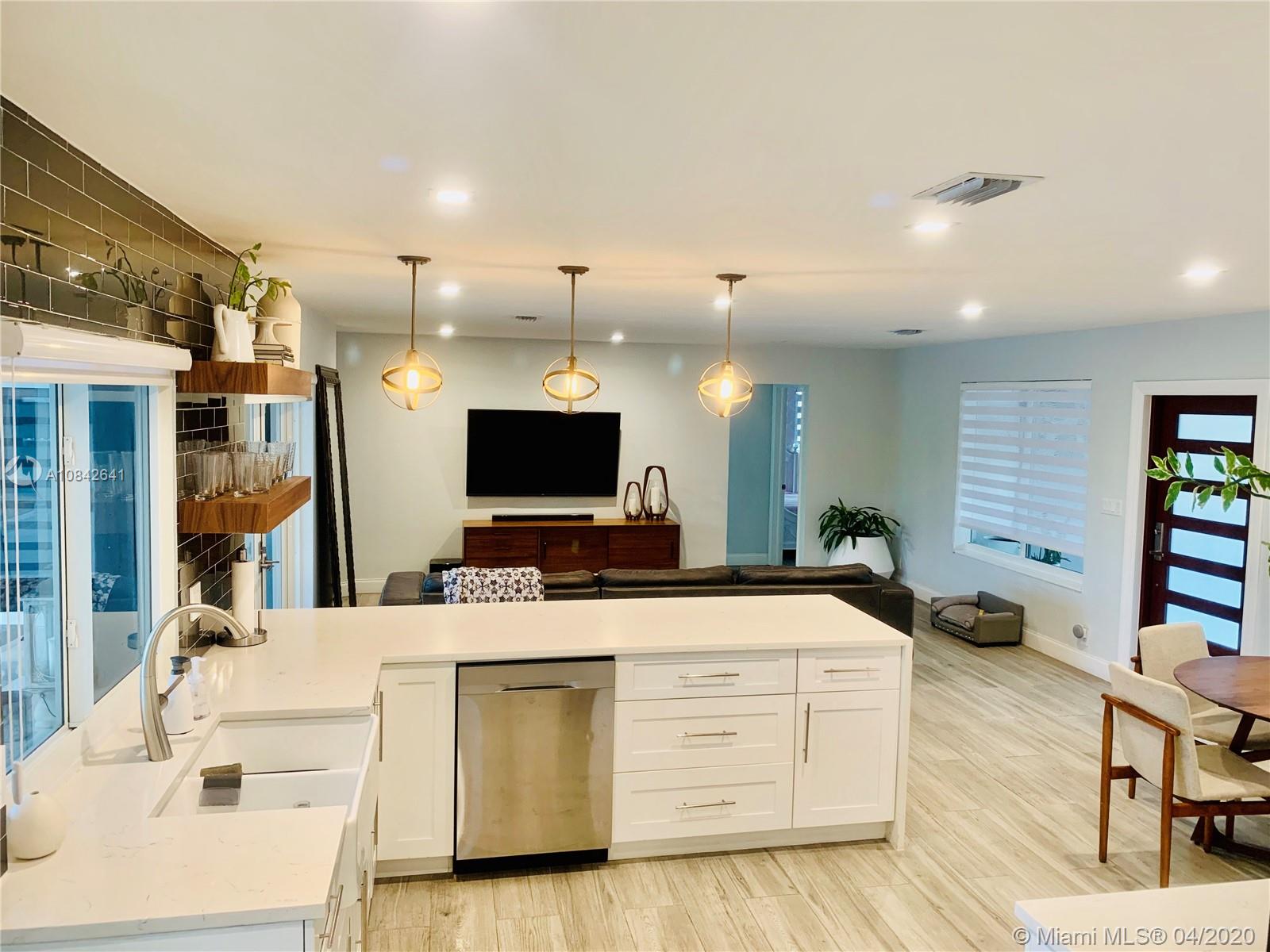 1925 North 38th Avenue Hollywood, FL 33021 - Photo 9 of 27