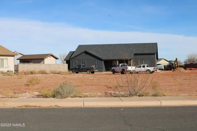 $39,000 | 1966 Round House Drive, Winslow, AZ 86047