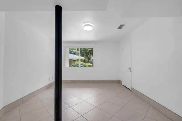 $2,500 | 2208 Escambia Drive, Tallahassee, FL 32304