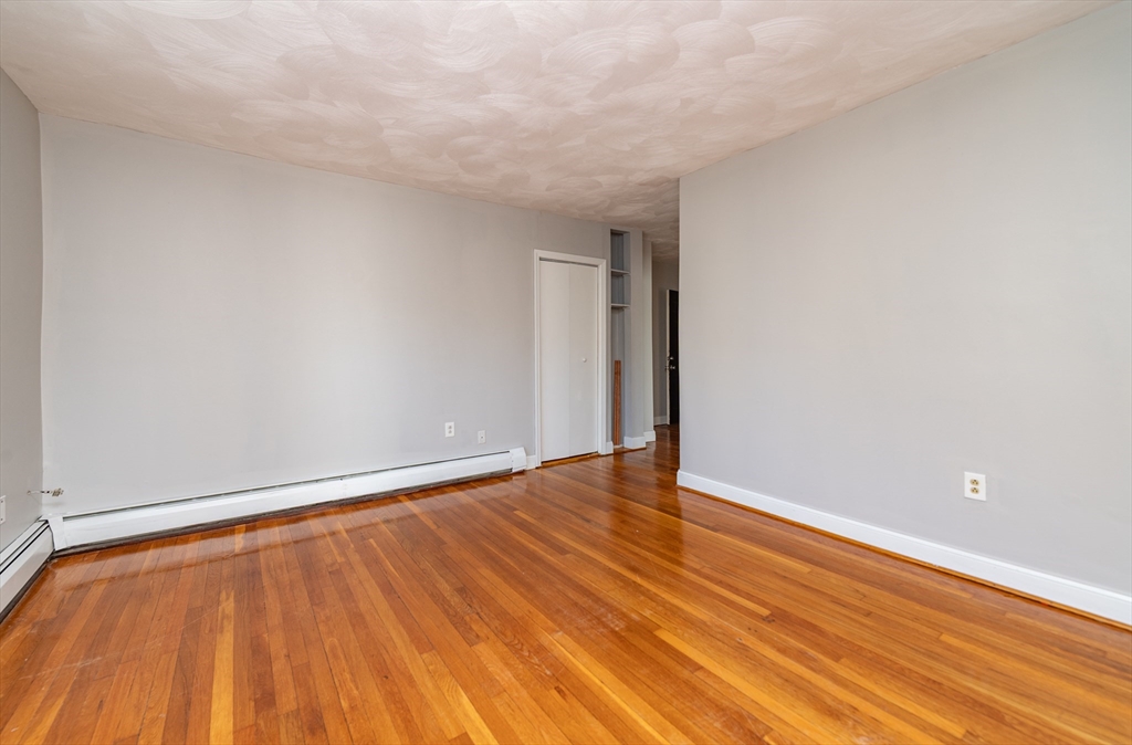 35 Bradshaw Street Boston, MA 02121 - Photo 19 of 32