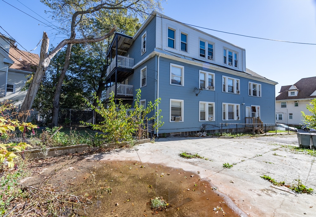 35 Bradshaw Street Boston, MA 02121 - Photo 7 of 32