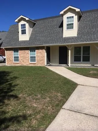 $1,200 | 816 Rue Rochelle, Slidell, LA 70458