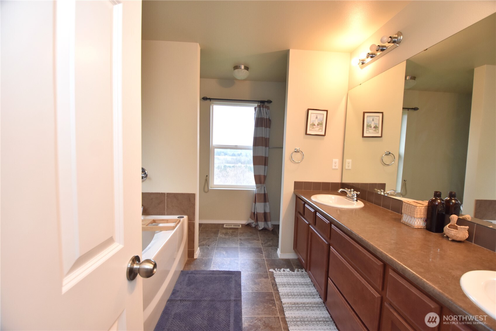 722 Panorama Ridge Mount Vernon, WA 98273 - Photo 33 of 40