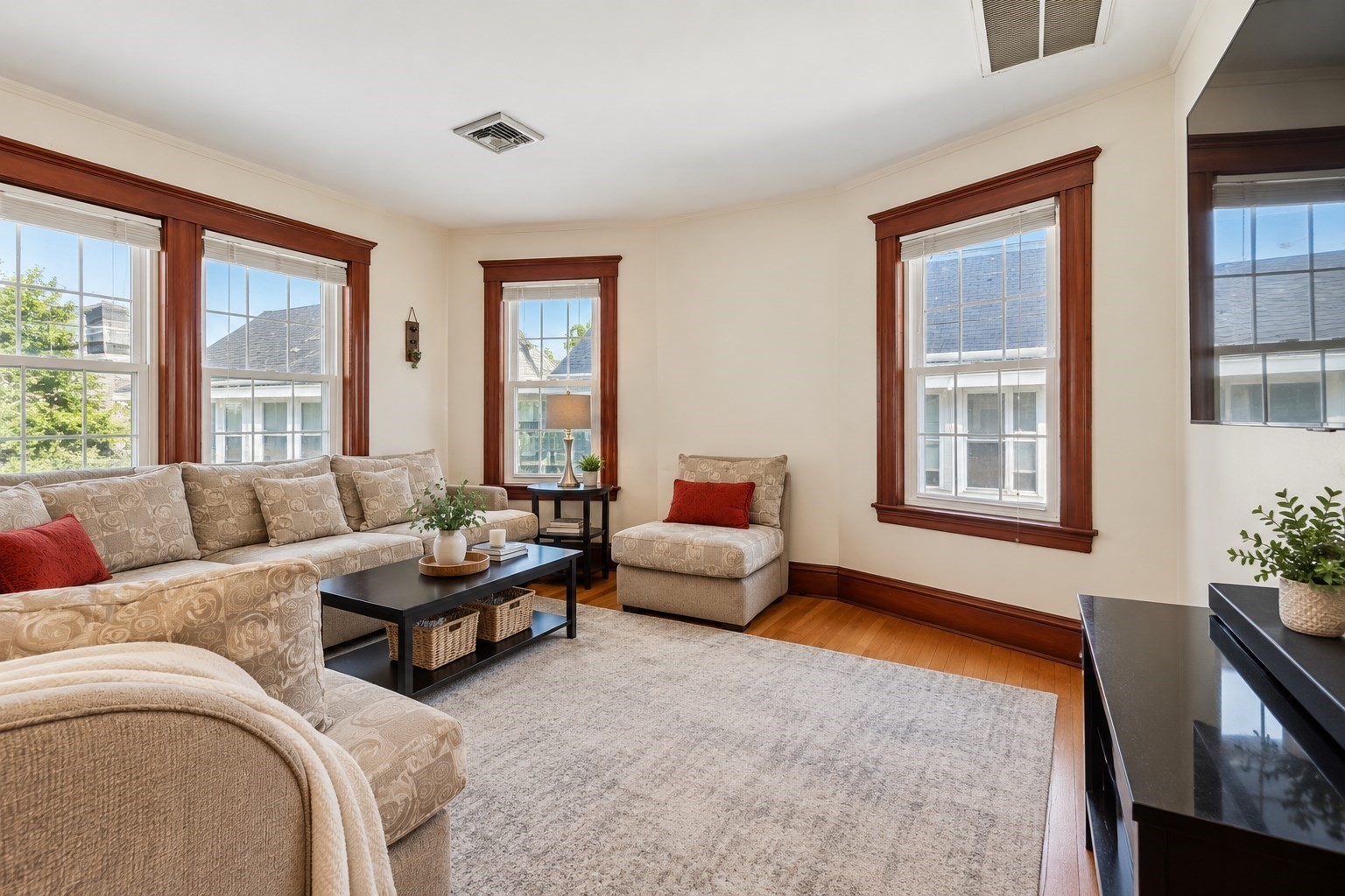 101 Greaton Road Boston, MA 02132 - Photo 13 of 33 Gallery Image 13