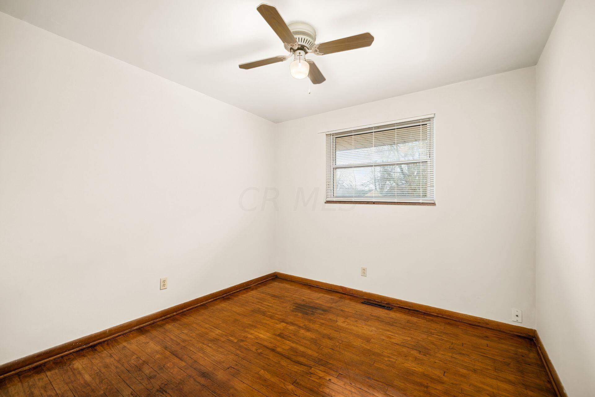 1429 Picard Road Columbus, OH 43227 - Photo 17 of 43 022_42_R 1429 Picard Rd 0055