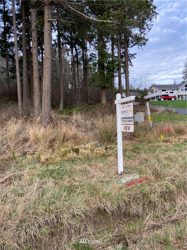 2361 Strawberry Point Road Oak Harbor, WA 98277 - Photo 2 of 8 Gallery Image 2