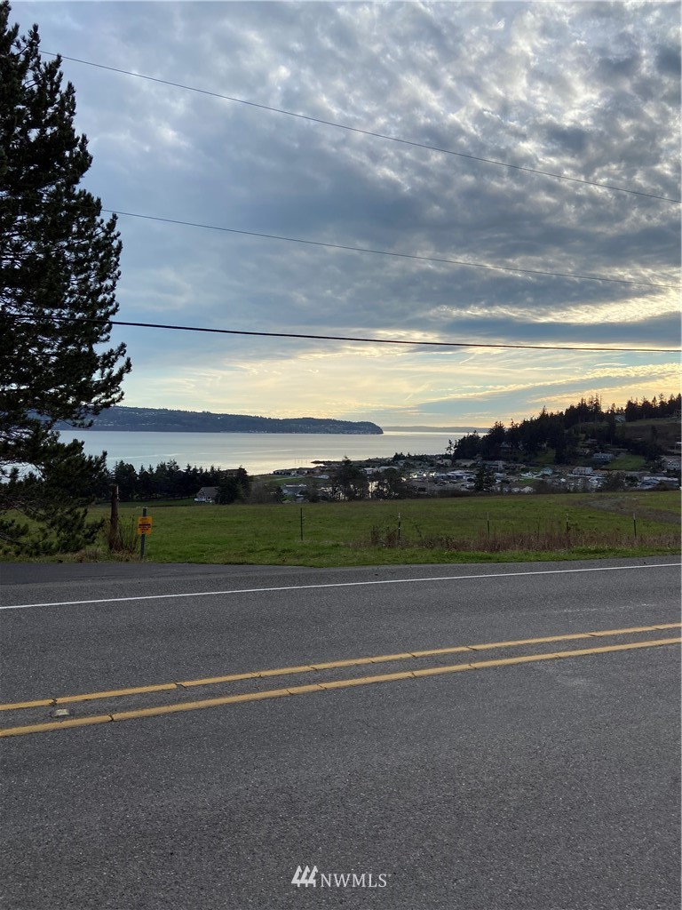 2361 Strawberry Point Road Oak Harbor, WA 98277 - Photo 6 of 8 Gallery Image 6
