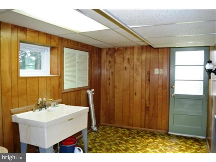 609 Evans Road Springfield, PA 19064 - Photo 13 of 18 Laundry Room