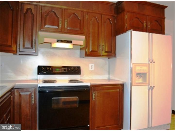609 Evans Road Springfield, PA 19064 - Photo 7 of 18 Kitchen