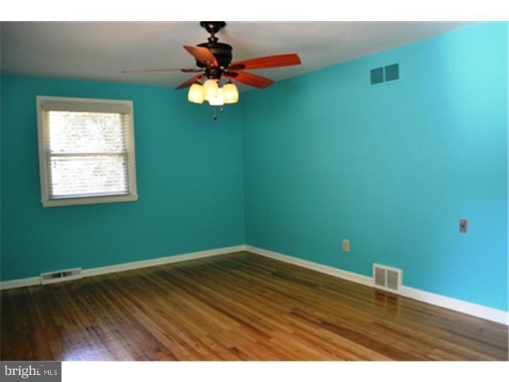 609 Evans Road Springfield, PA 19064 - Photo 9 of 18 Master Bedroom