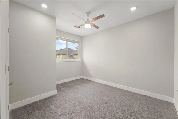 $2,300 | 3413 Aaron Way, Argyle, TX 76226
