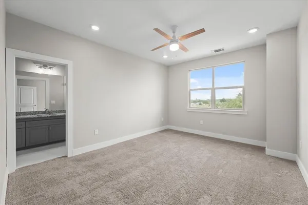 $2,300 | 3413 Aaron Way, Argyle, TX 76226