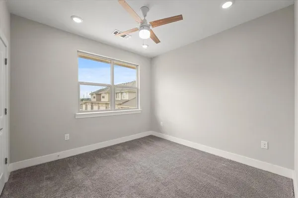 $2,300 | 3413 Aaron Way, Argyle, TX 76226