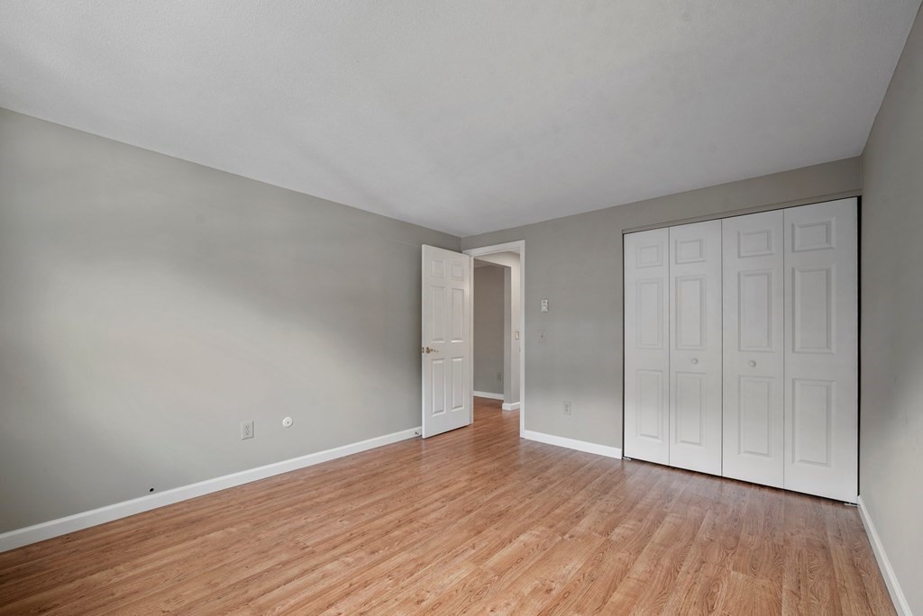 7 Maple Crest Circle, Unit F Holyoke, MA 01040 - Photo 20 of 29