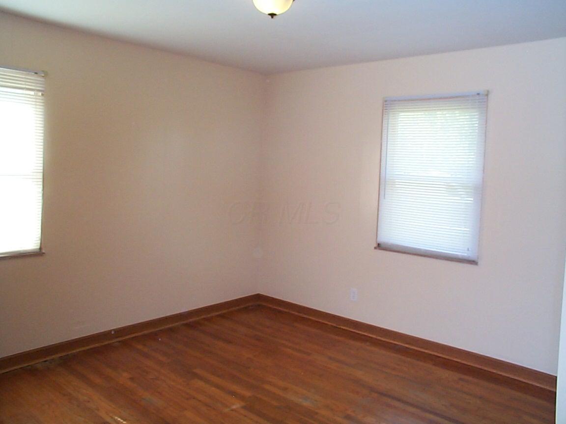2575 Agler Road Columbus, OH 43211 - Photo 14 of 26 Gallery Image 14