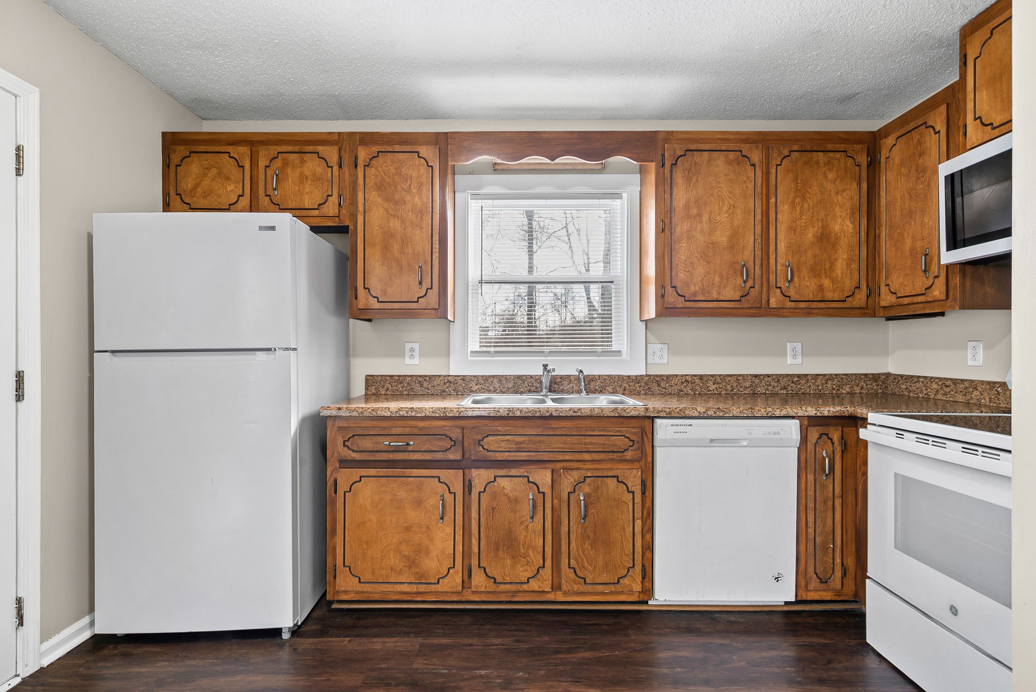 135 E Street Clarksville, TN 37042 - Photo 5 of 23