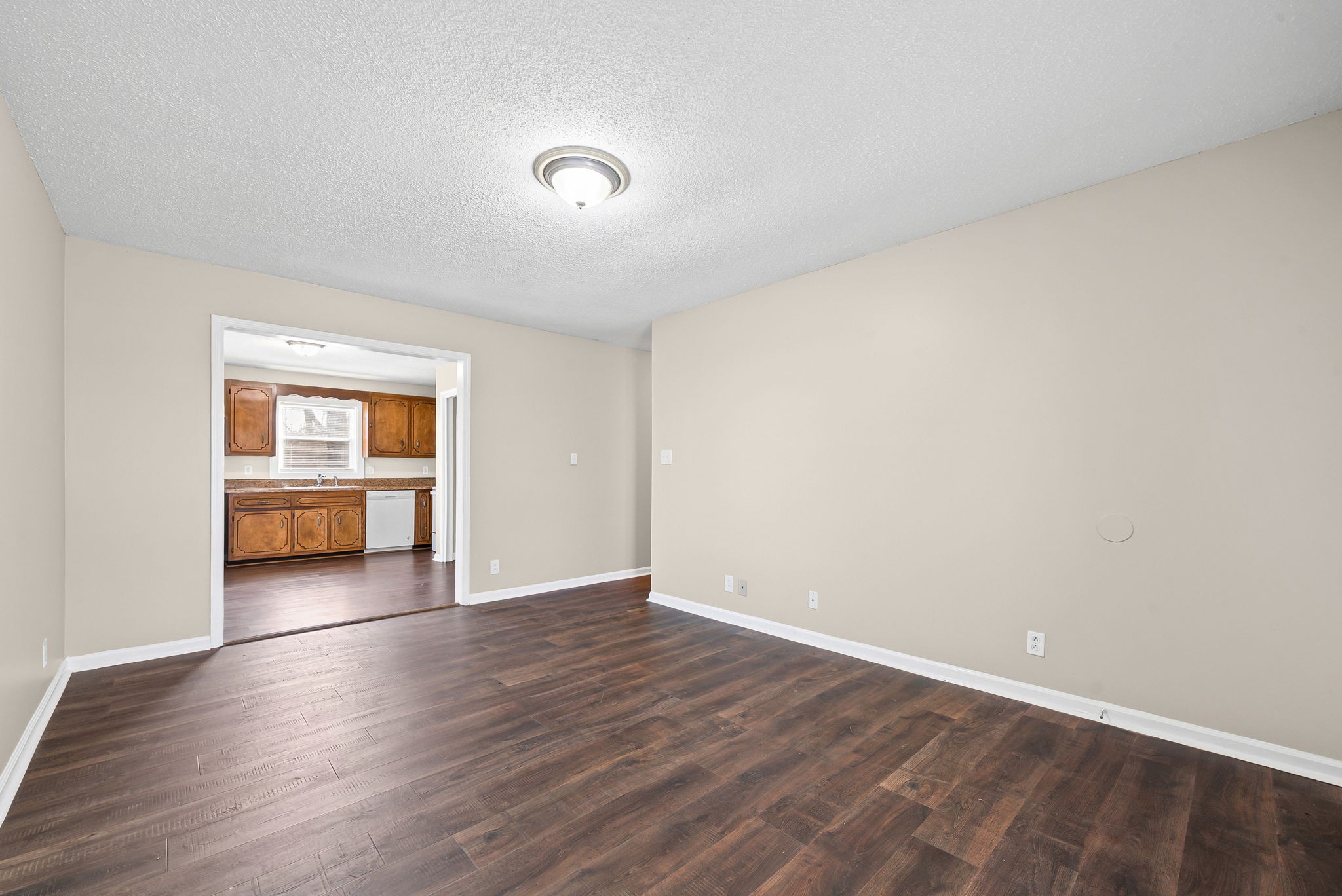 135 E Street Clarksville, TN 37042 - Photo 7 of 23