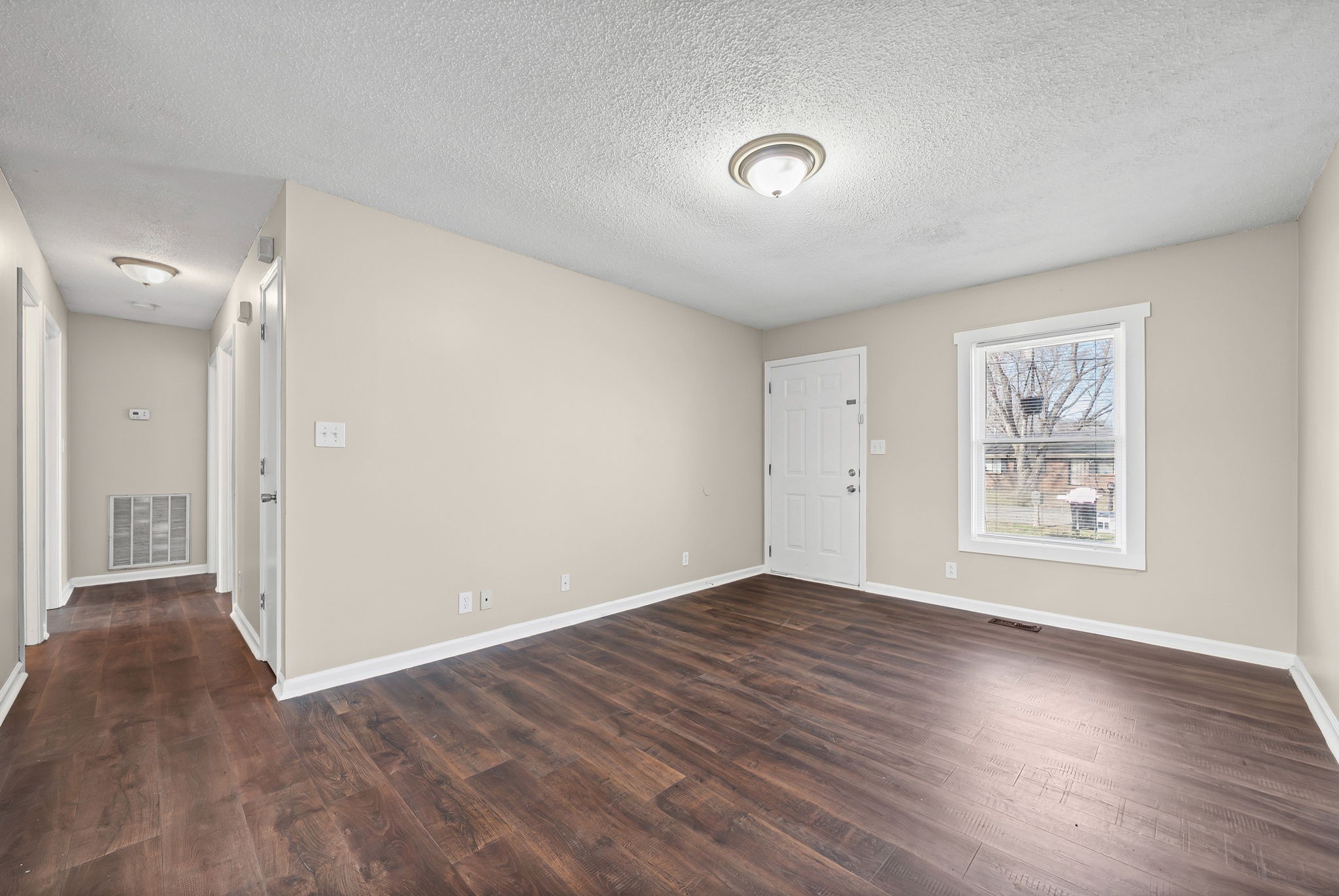 135 E Street Clarksville, TN 37042 - Photo 8 of 23