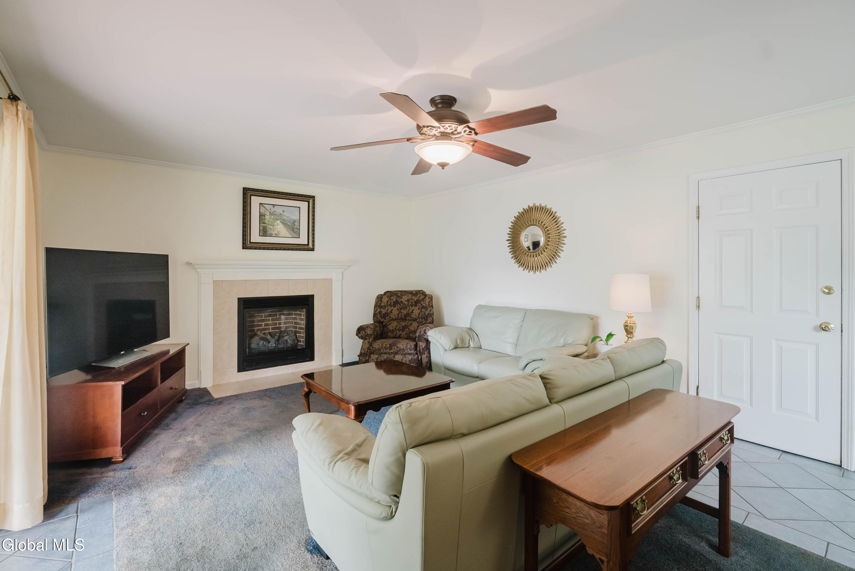 98 Miller Road Colonie, NY 12110 - Photo 14 of 43 15