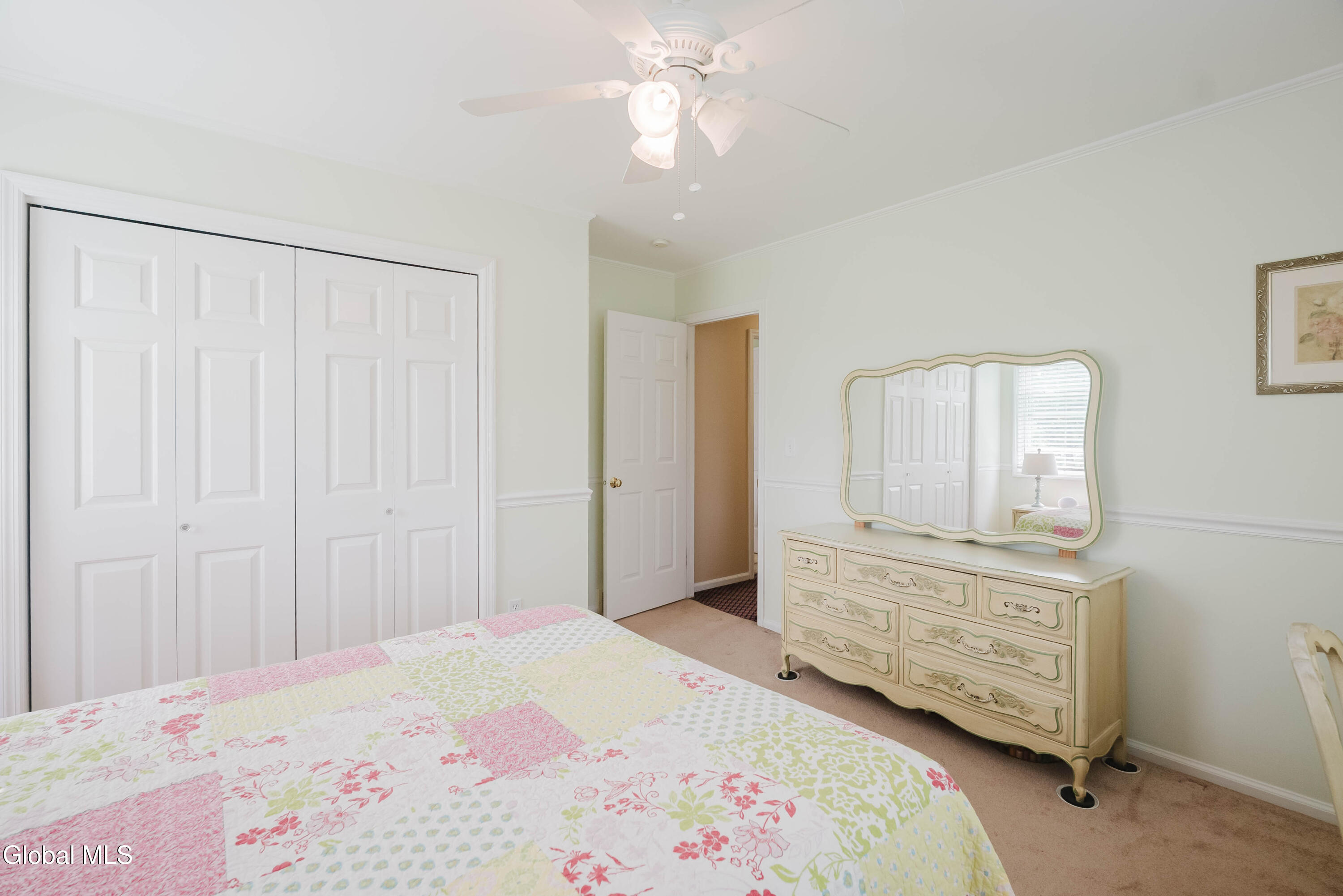 98 Miller Road Colonie, NY 12110 - Photo 24 of 43 26