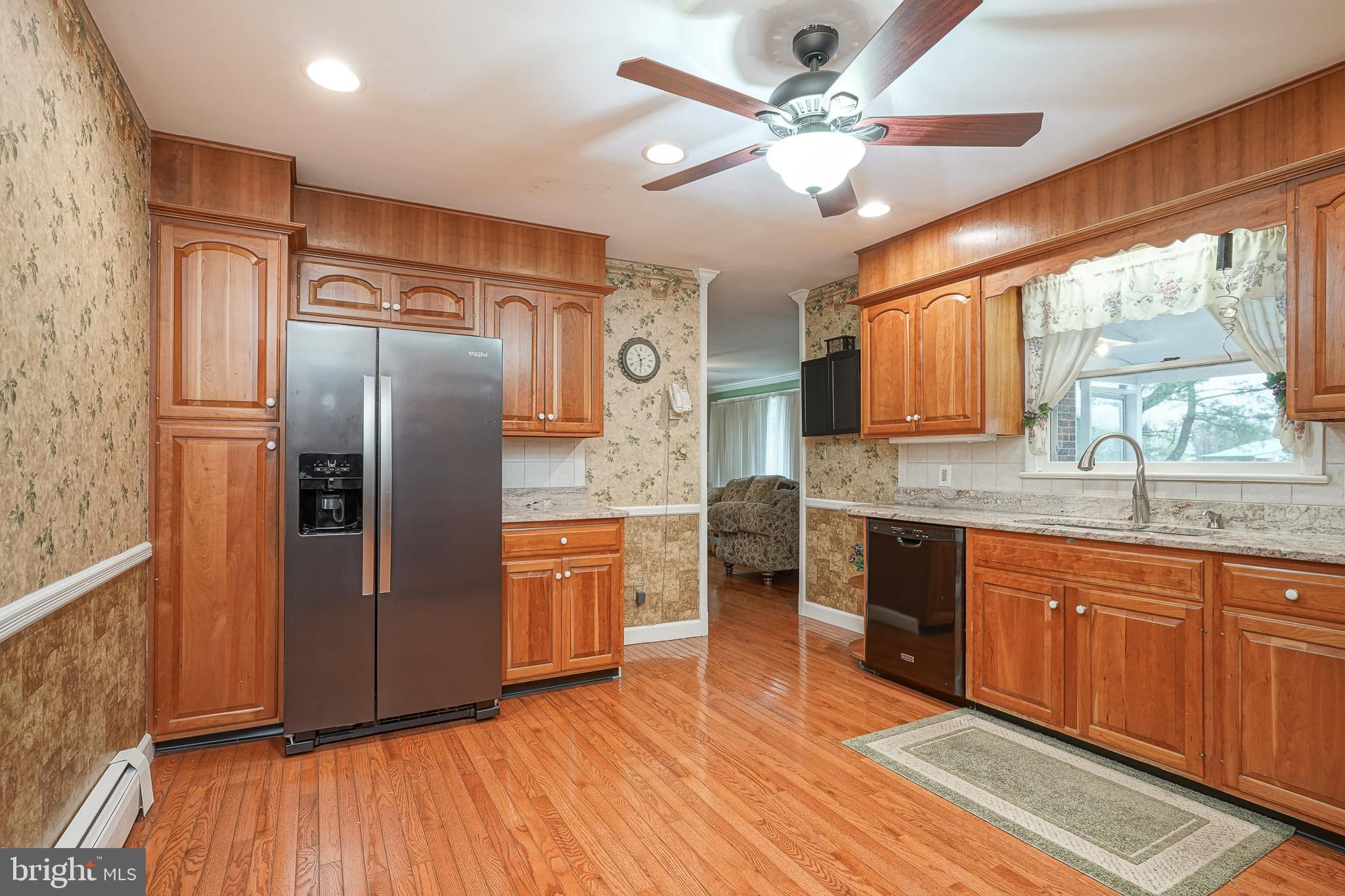 309 Eayrestown Road Southampton, NJ 08088 - Photo 3 of 25