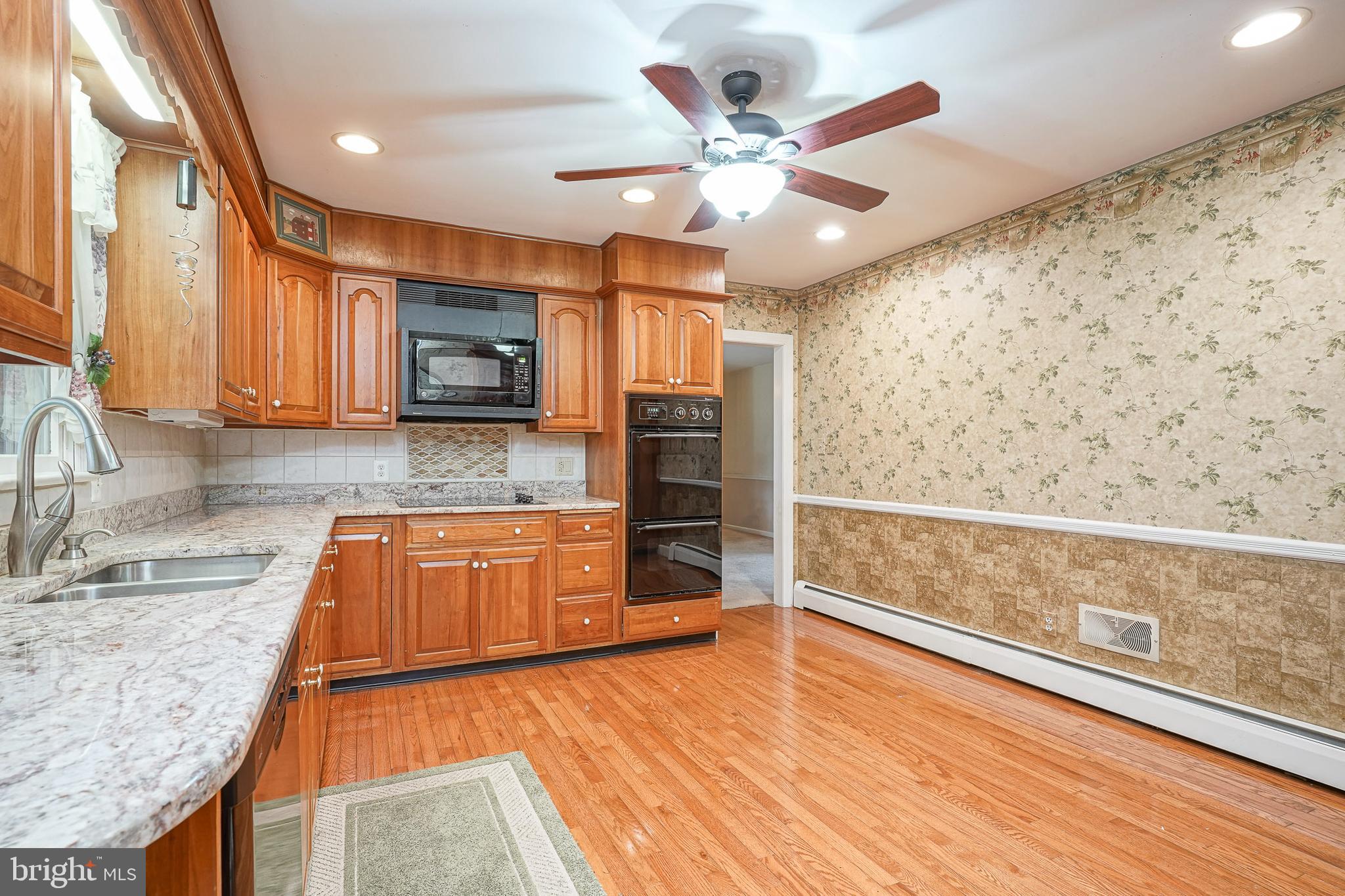 309 Eayrestown Road Southampton, NJ 08088 - Photo 5 of 25