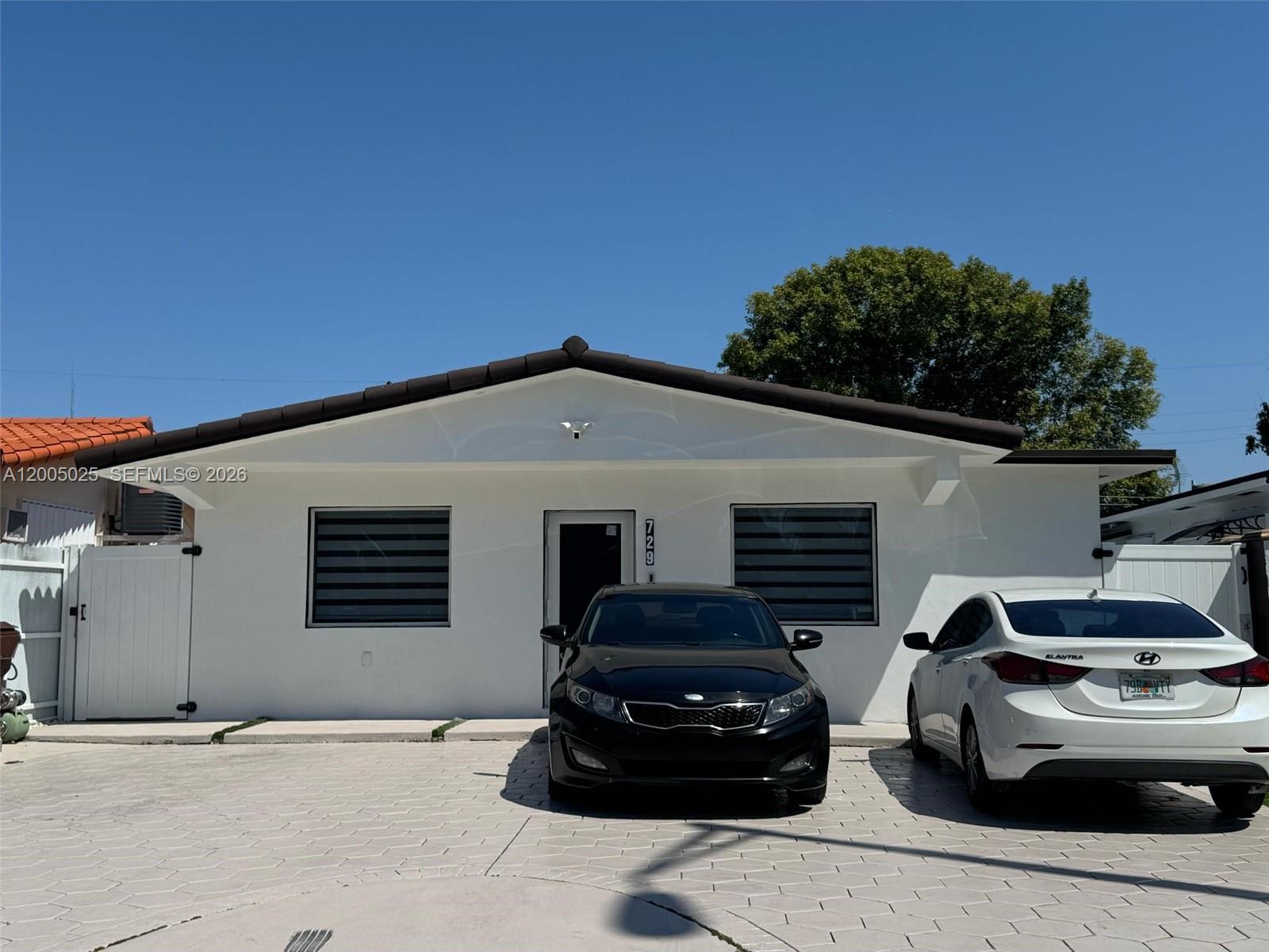 729 East 23rd Street Hialeah, FL 33013 - Photo 2 of 25