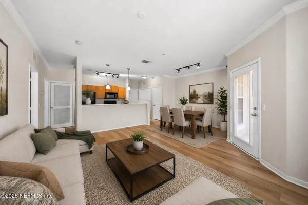 $1,250 | 8290 Gate Parkway West, Unit 510, Jacksonville, FL 32216