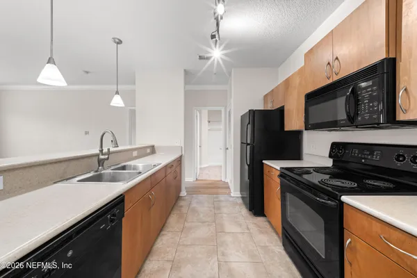 $1,250 | 8290 Gate Parkway West, Unit 510, Jacksonville, FL 32216