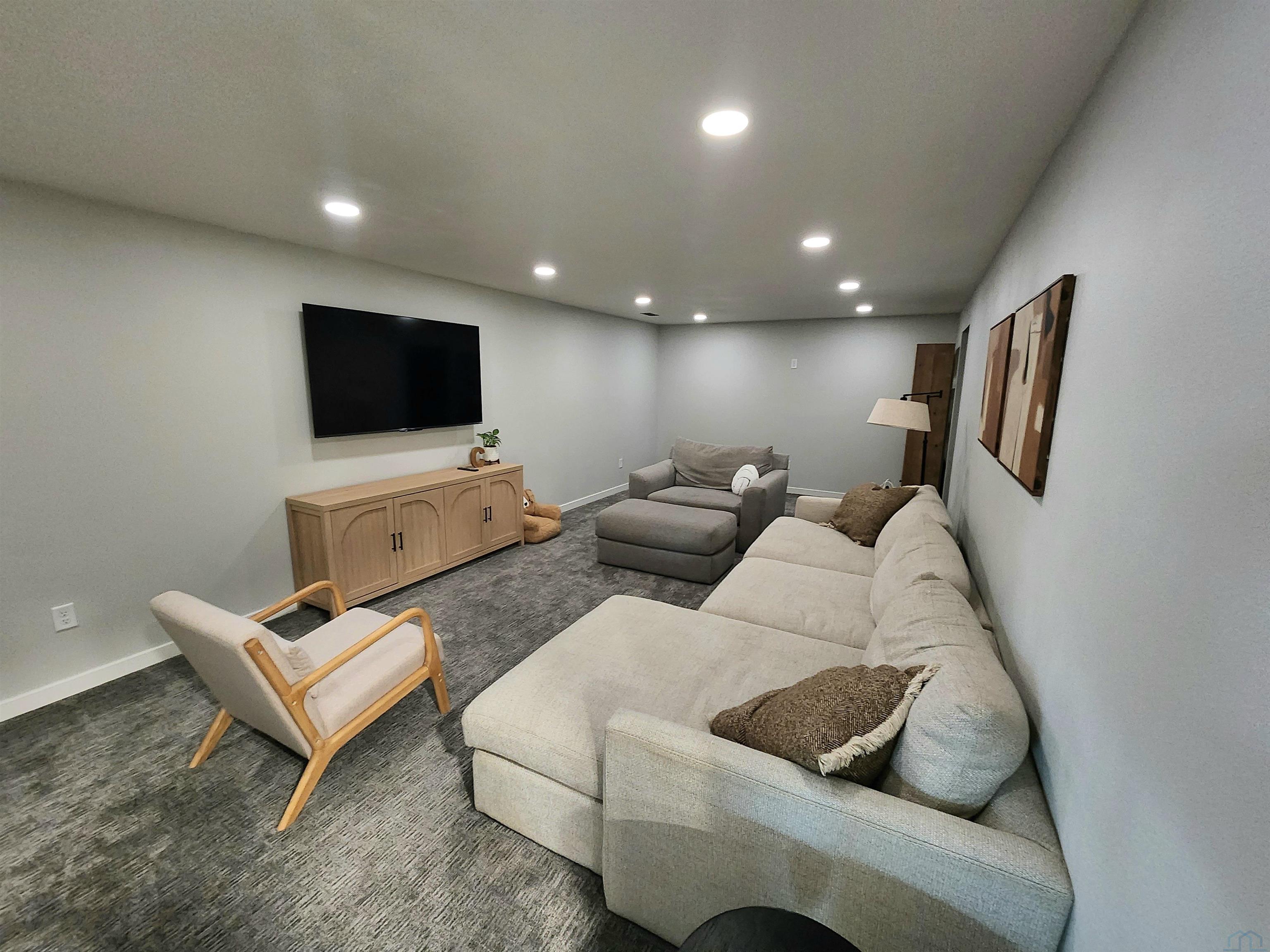 2009 Walnut Street Hull, IA 51239 - Photo 38 of 50 Gallery Image 38