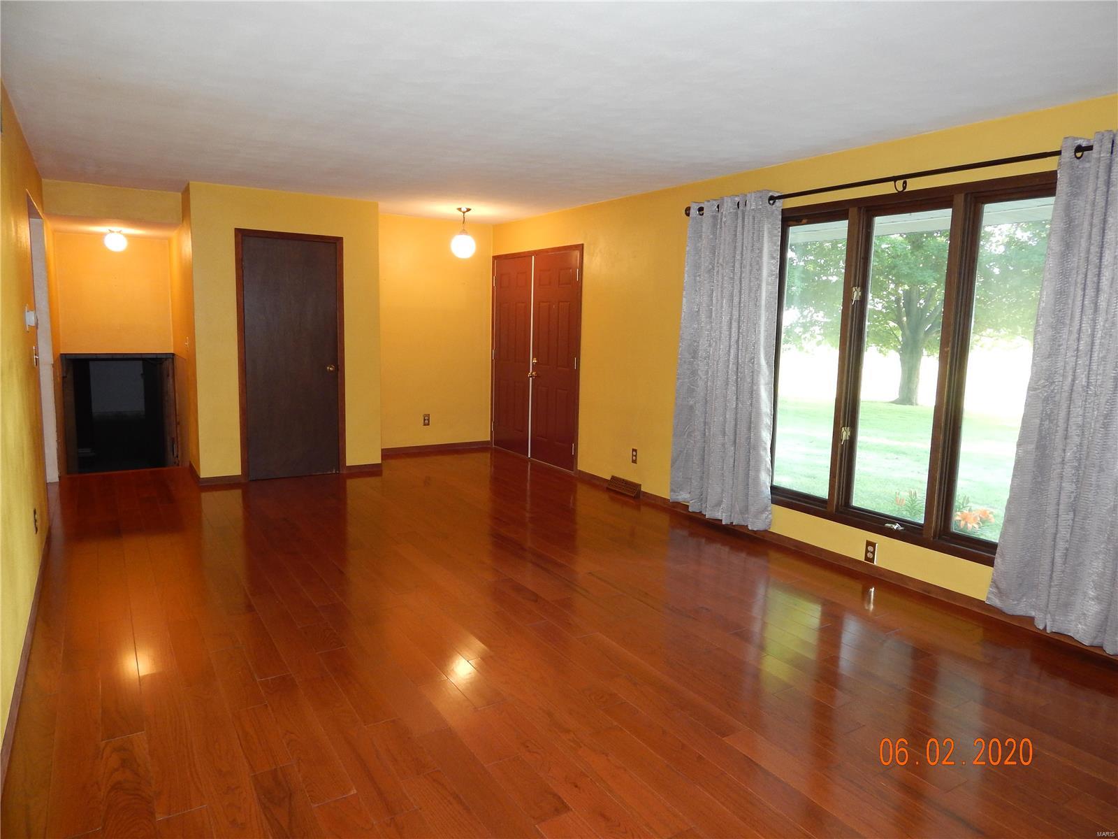 1052 Bluff Road Prairie du Rocher, IL 62277 - Photo 2 of 56