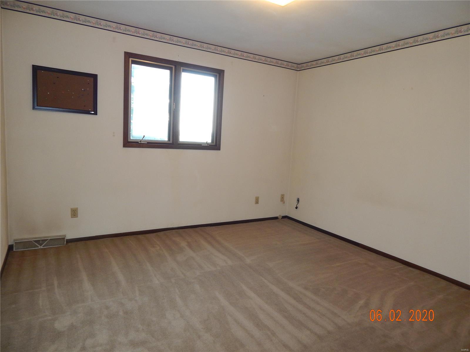 1052 Bluff Road Prairie du Rocher, IL 62277 - Photo 32 of 56