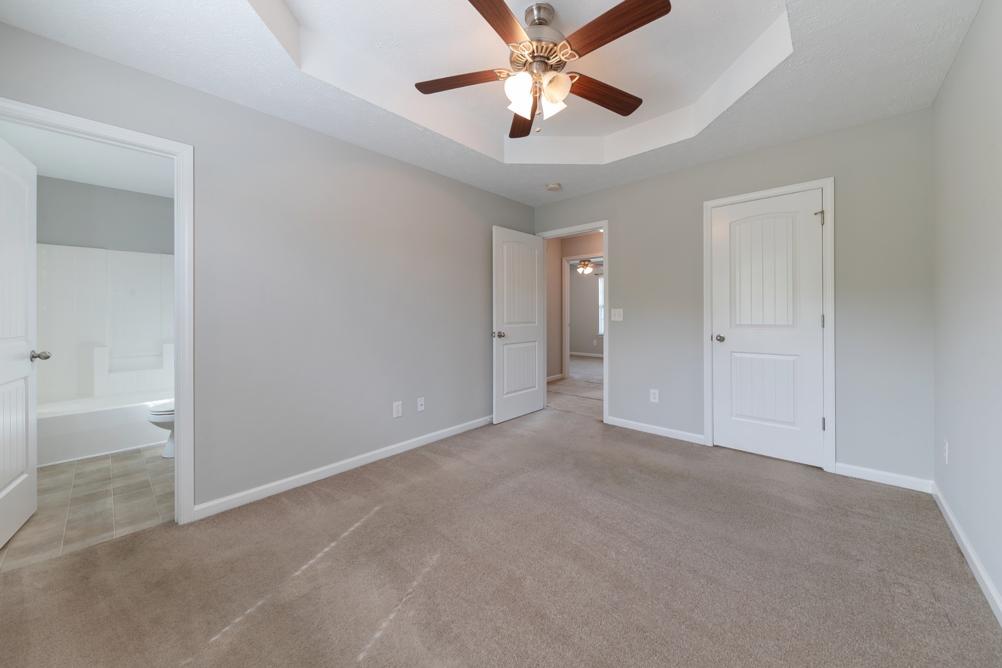 921 Woodall Road Lebanon, TN 37090 - Photo 25 of 30 a view of an empty room and a ceiling fan