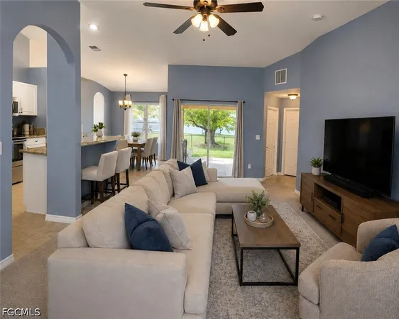 $1,850 | 925 Southwest 31st Street, Cape Coral, FL 33914