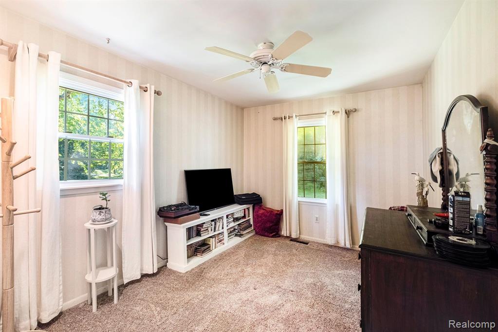 3090 Mason Road Howell, MI 48843 - Photo 14 of 33 Gallery Image 14