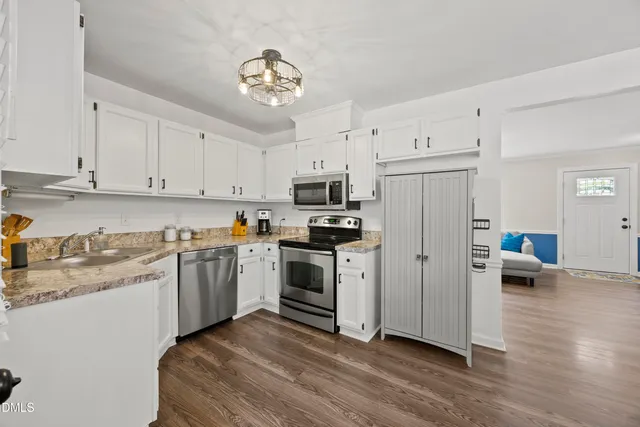 $305,000 | 824 South Hollybrook Road, Wendell, NC 27591